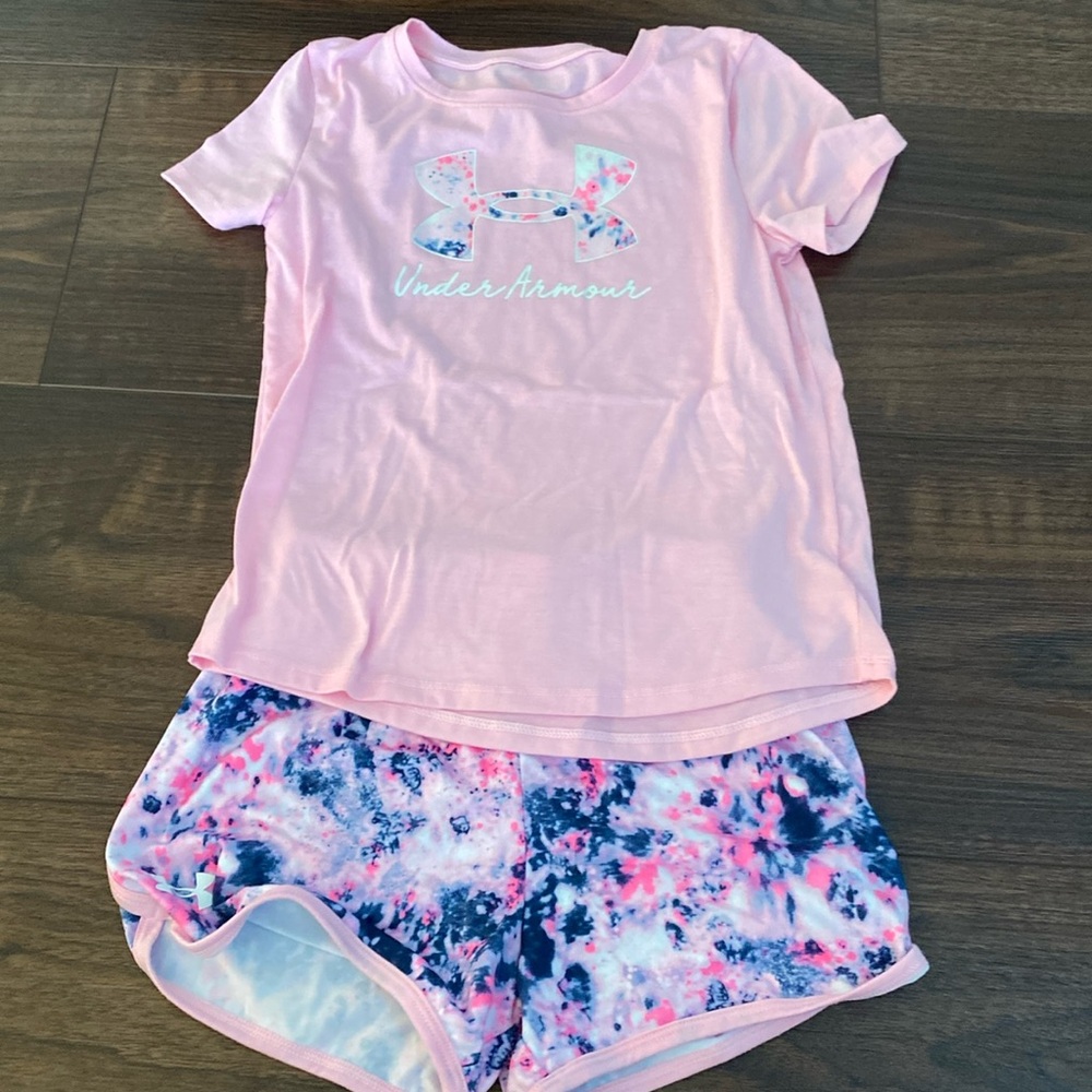 Under Armour short and shirt set